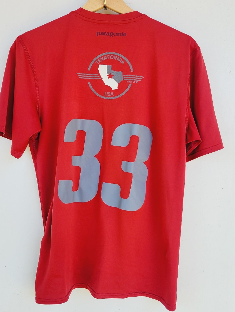 Patagonia Capilene Graphic Daily Shirt Baselayer Mens Texafornia  Red Tee Medium